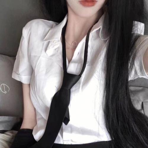 自由第一日
